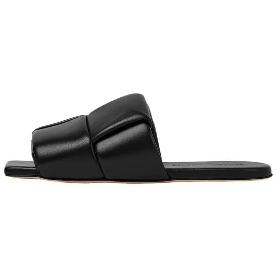 Bottega Veneta Flat Sandal Black Leather