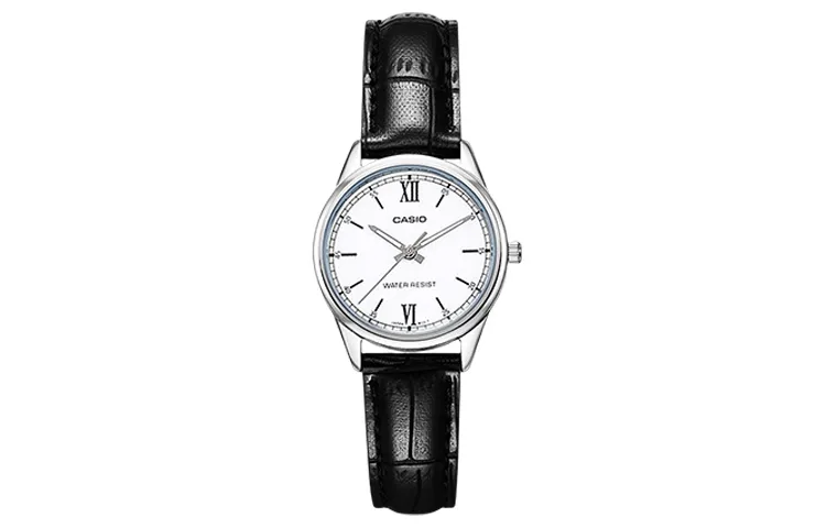 CASIO Women's Standard Series White Watch LTP-V005L-7B2.