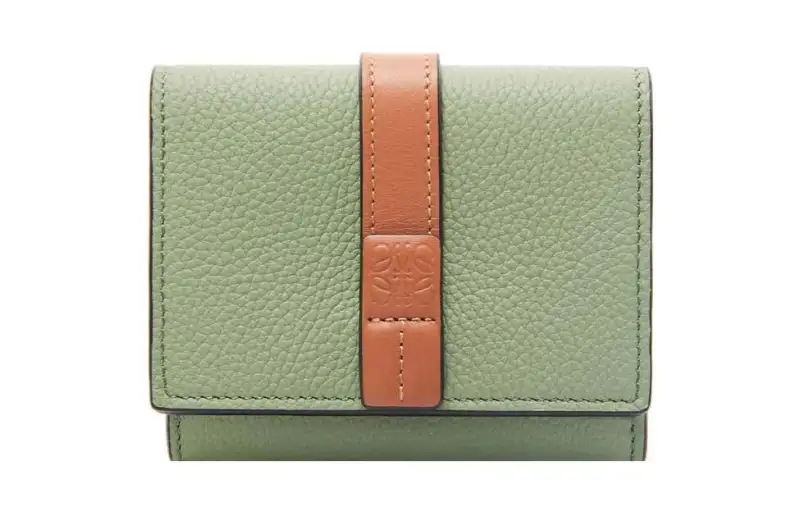 LOEWE Grain Calfskin Wallet Women's Green