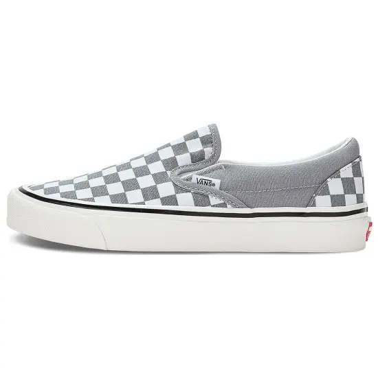 Vans Slip-on Skateboarding Shoes Unisex Low-top Grey/white
