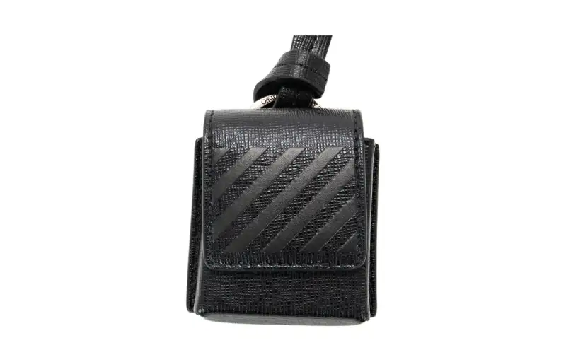 OFF WHITE Diag Stripe Airpod Case Black
