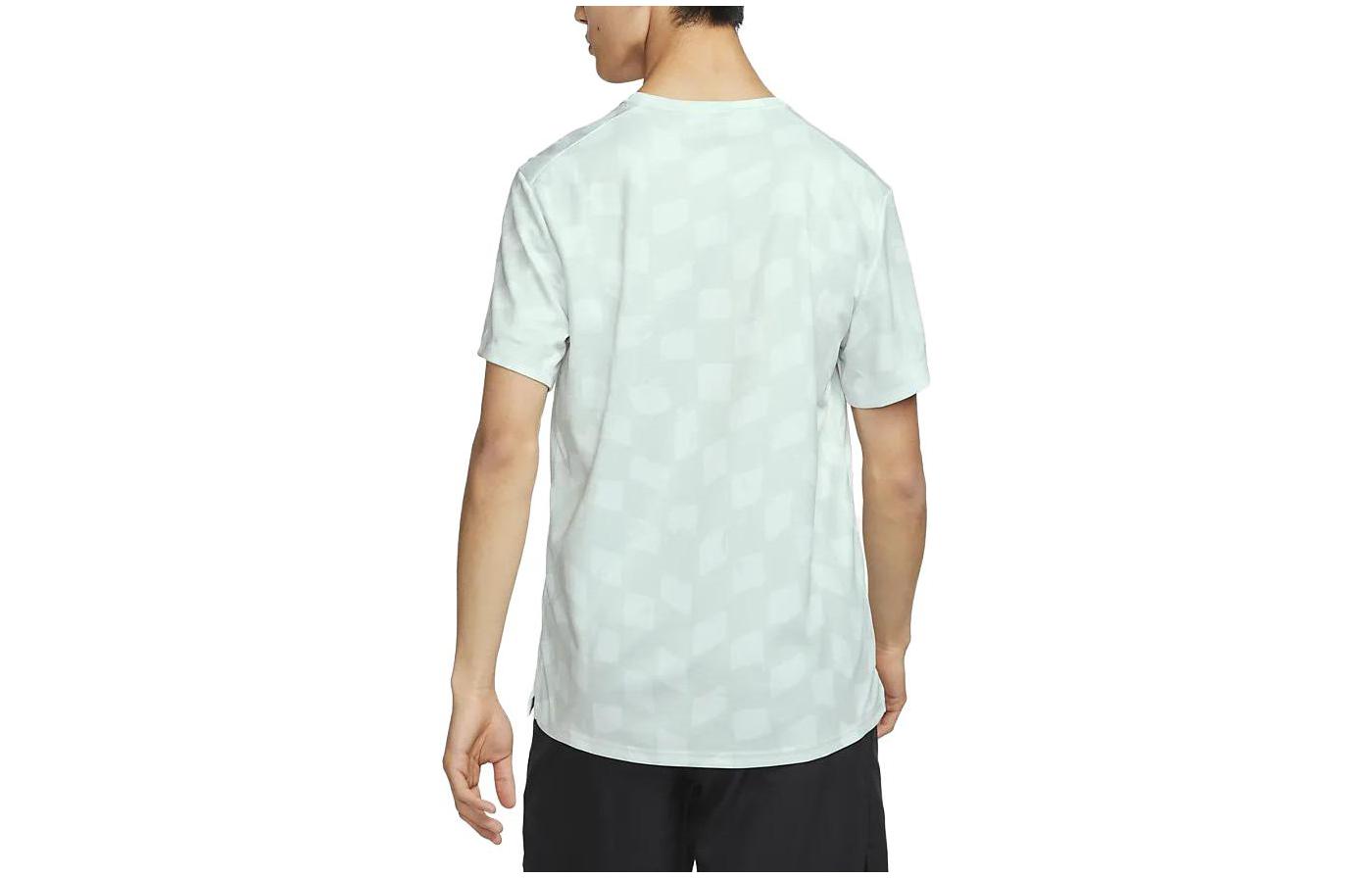 Nike Running T Shirt Men’s Light Green
