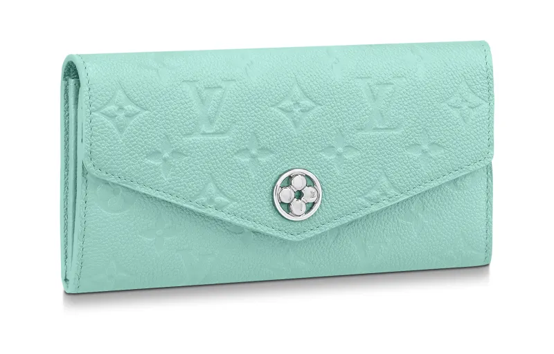 LOUIS VUITTON Sarah Grain Embossed Cow Leather Wallet Women's Macaron Green