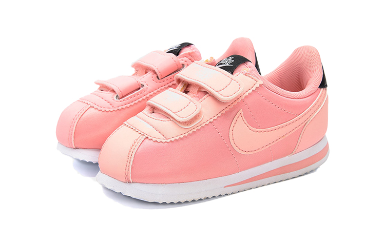 TD Nike Cortez Basic TXT VDAY