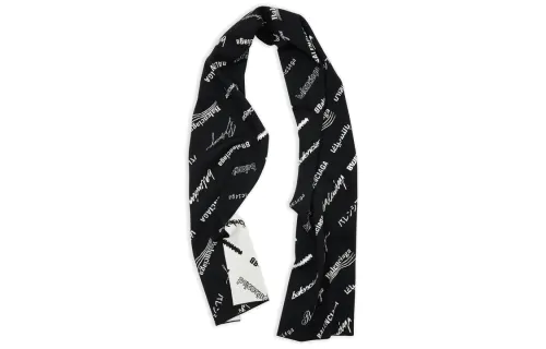 Logomania intarsia scarf