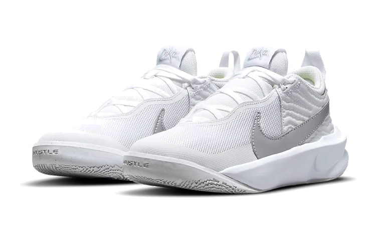 Nike Team Hustle D 10