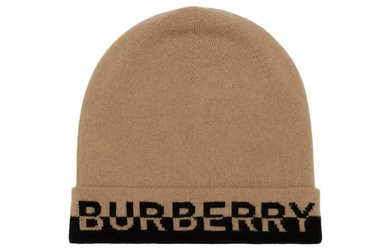Burberry Embroidered Logo Knitted Beanie