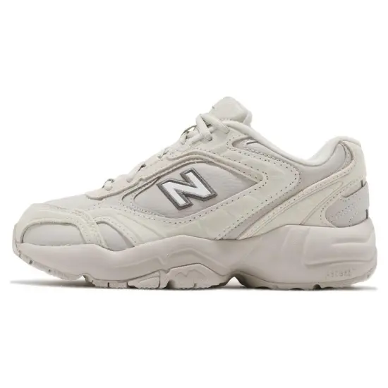 New Balance 452 Beige Women's