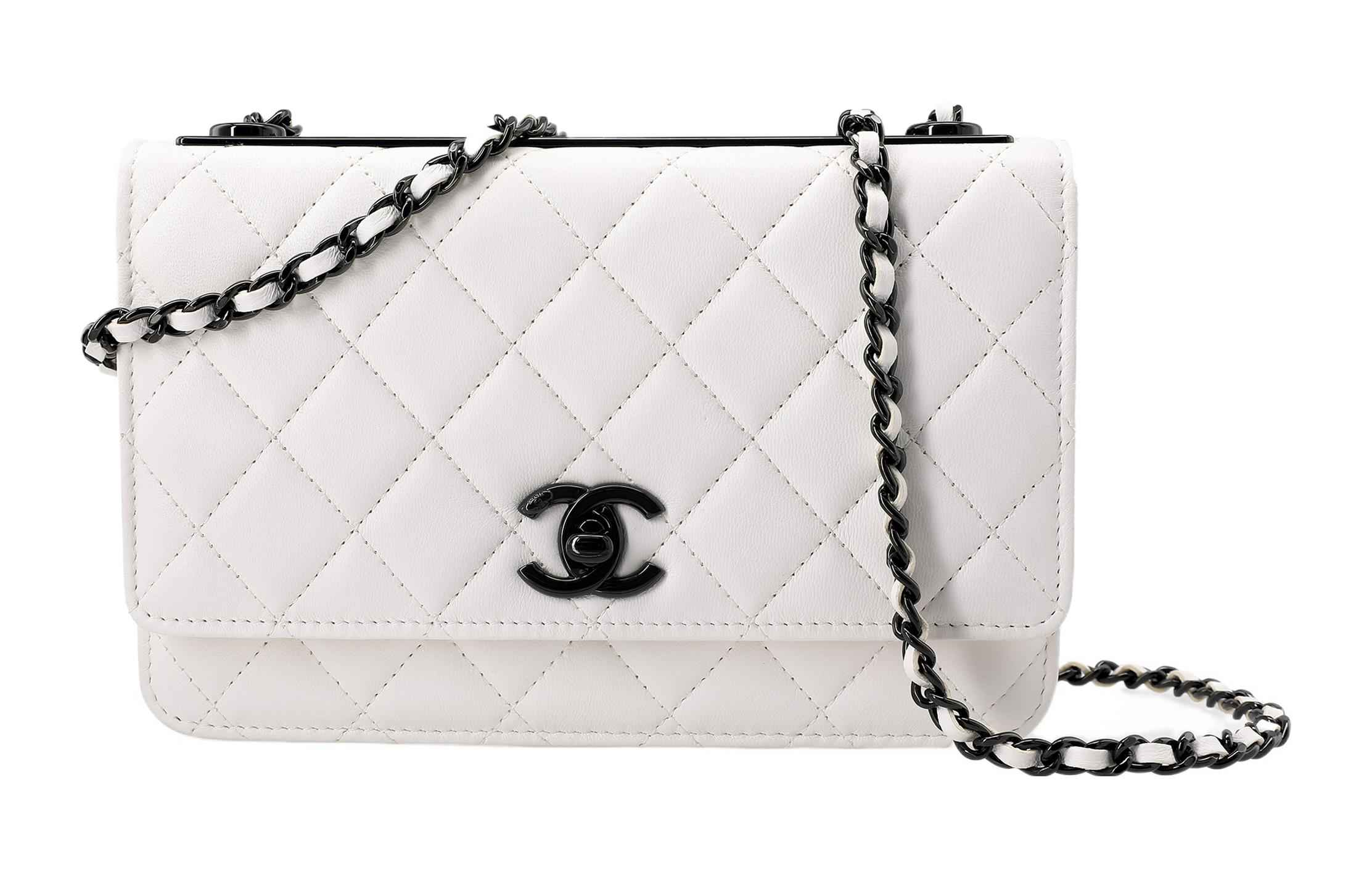 CHANEL Trendy CcWOC Sheepskin Wallet, Crossbody Bag, Shoulder Bag Women's White