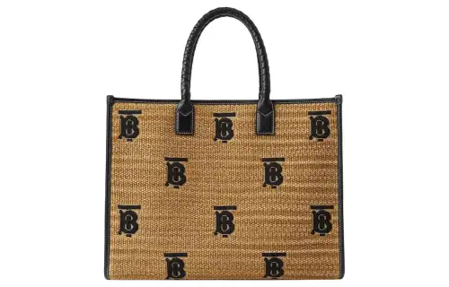 Burberry Medium Freya Tote Natural/Black