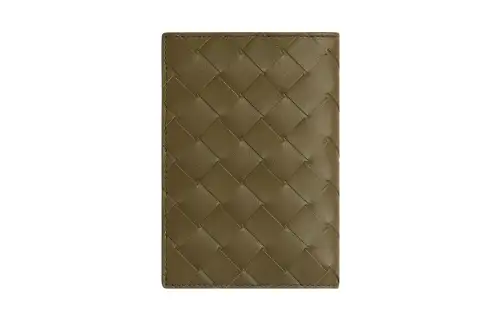 Bottega Veneta Calfskin Passport Holder Men's Brown Green