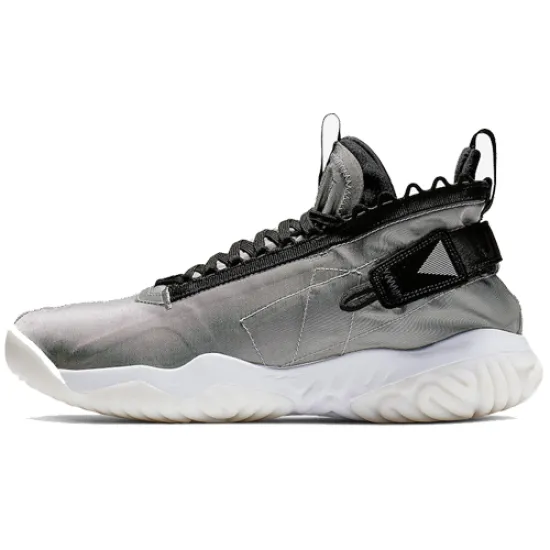 JORDAN Proto React Metallic Silver