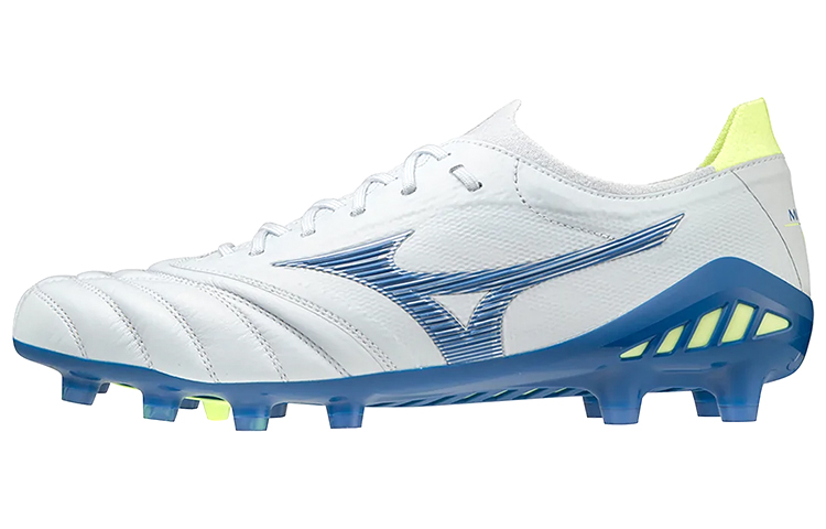 Mizuno Morelia Neo 3