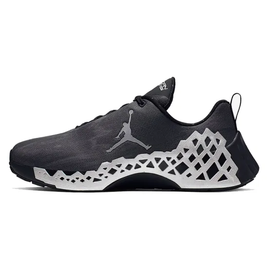 JORDAN Trunner Nxt React Black Metallic Silver