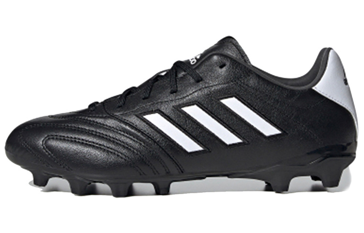 adidas Copa Kapitan MG