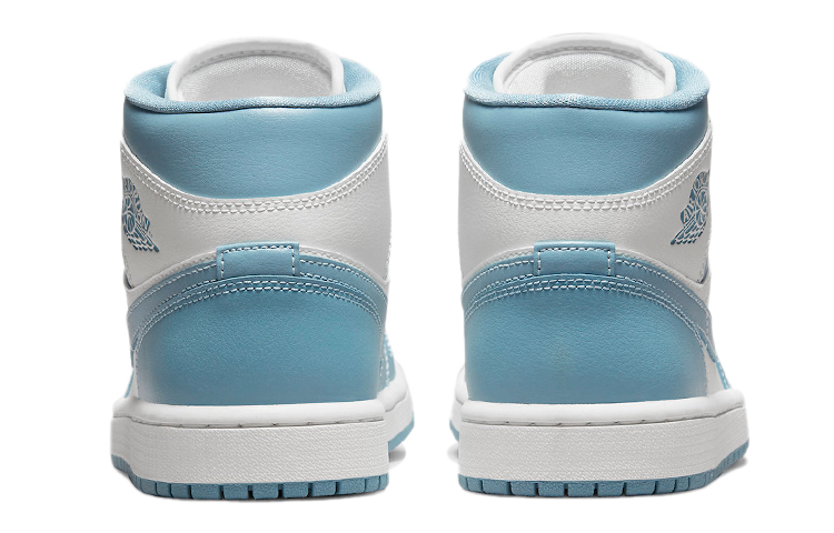 Air Jordan 1 Mid "University Blue"
