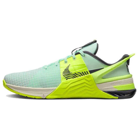 Nike Metcon 8 FlyEase 'Mint Form Volt'