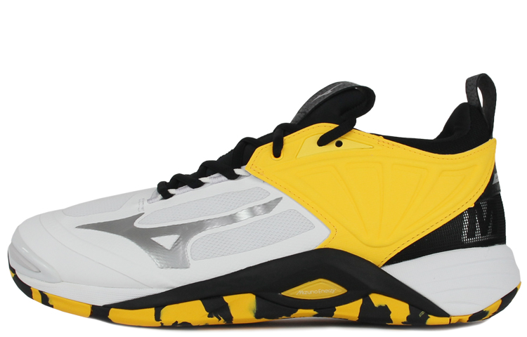 Mizuno Wave Momentum 2