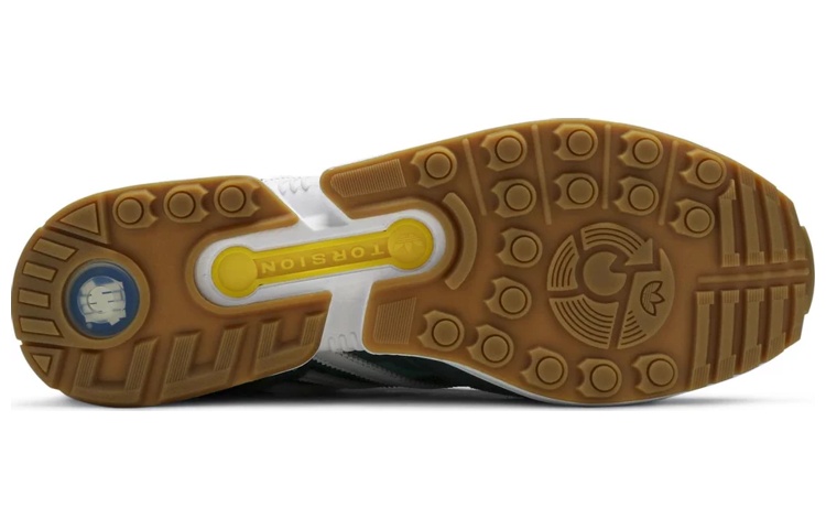 UNDEFEATED x Bape x adidas originals ZX 8000