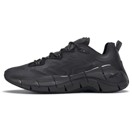 Reebok Zig Kinetica 2   'Triple Black'