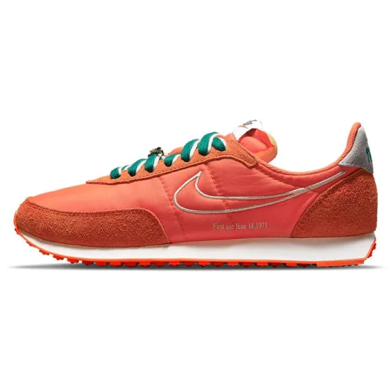 Nike Waffle Trainer 2 First Use Orange