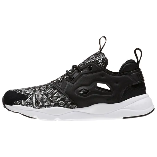 Reebok Furylite Lifestyle Shoes Women's Low-top Black/white