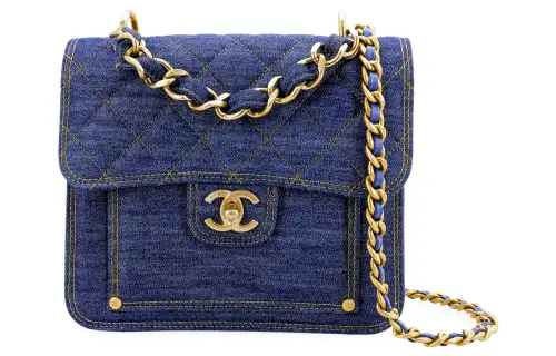CHANEL Denim Flap Bag, Messenger Bag, Crossbody Bag, Shoulder Bag Medium Unisex Washed Denim Blue