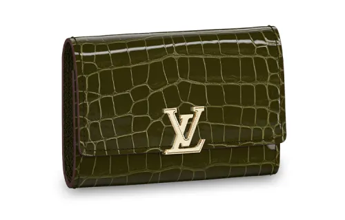 LOUIS VUITTON Capucines Bright Alligator Leather Capson Wallet Women's Khaki