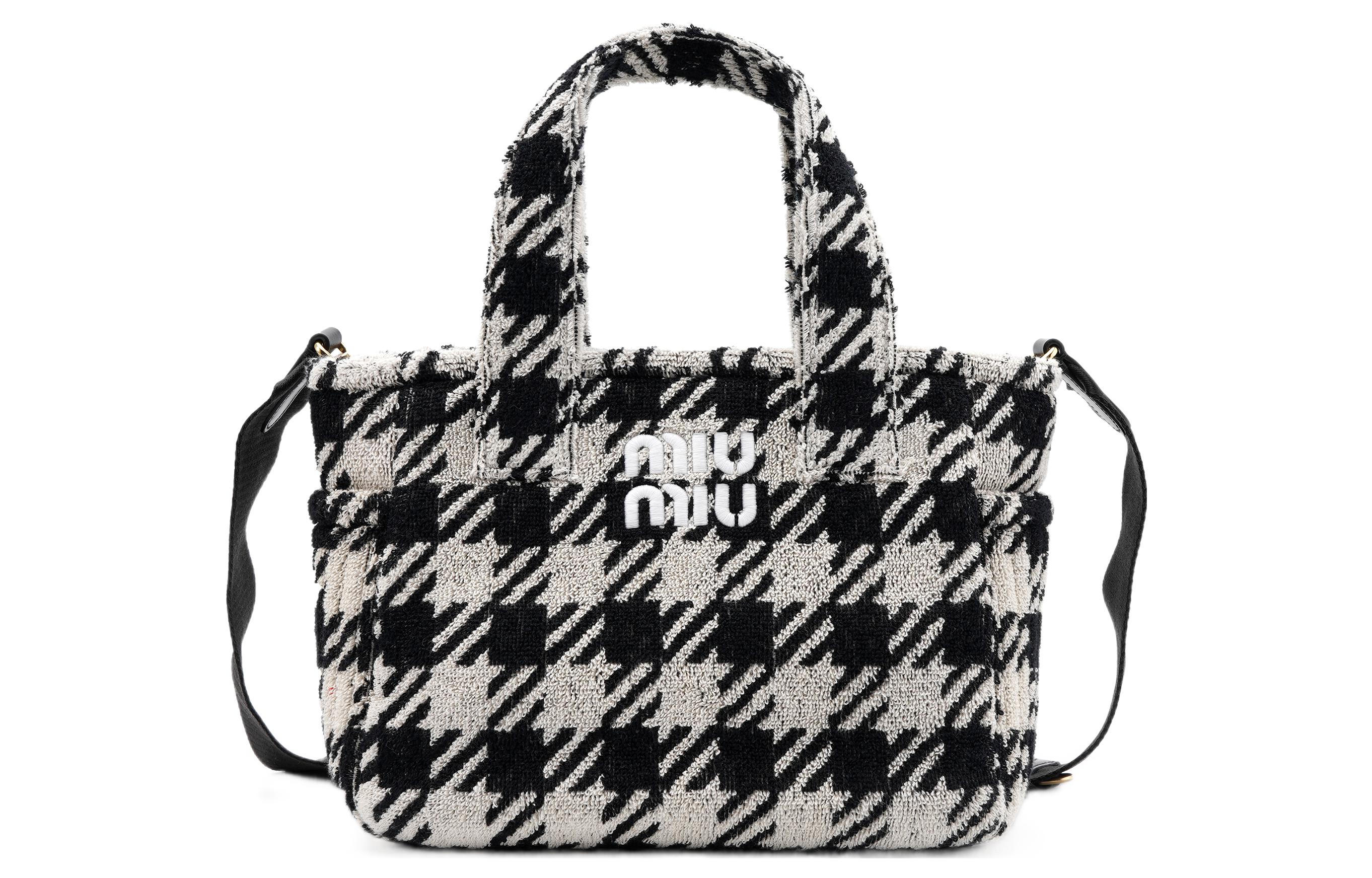 Клатчи MIU MIU