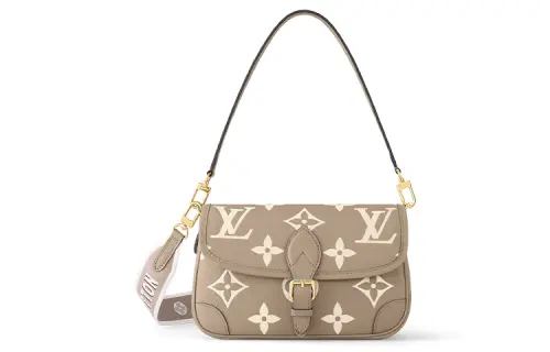 LOUIS VUITTON Diane