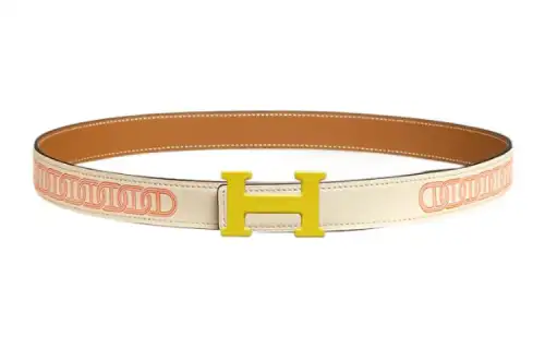 HERMES Uni Calfskin Leather Belts Women's White Width 2.4cm
