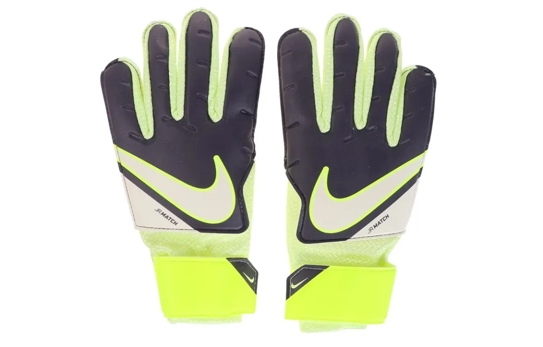 Nike Nylon Sports Gloves Kids' Black