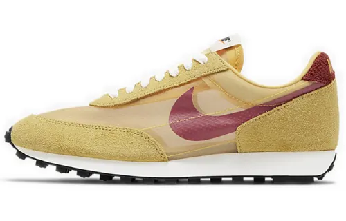 Nike Daybreak Topaz Topaz waffle mesh non-slip low-top running shoes for men and women yellow and red