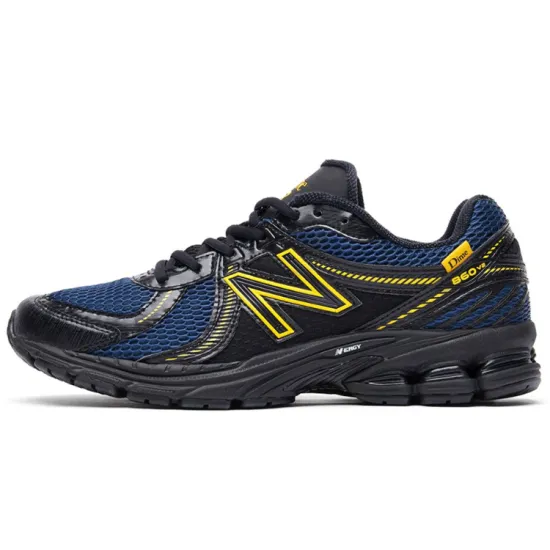 New Balance 860v2 Dime Black