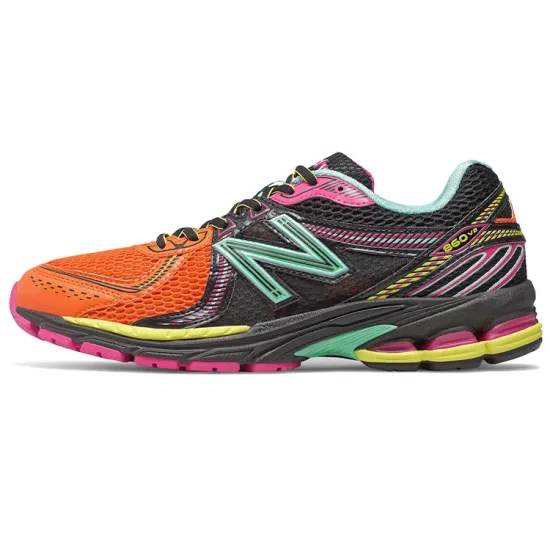 New Balance 860v2 End