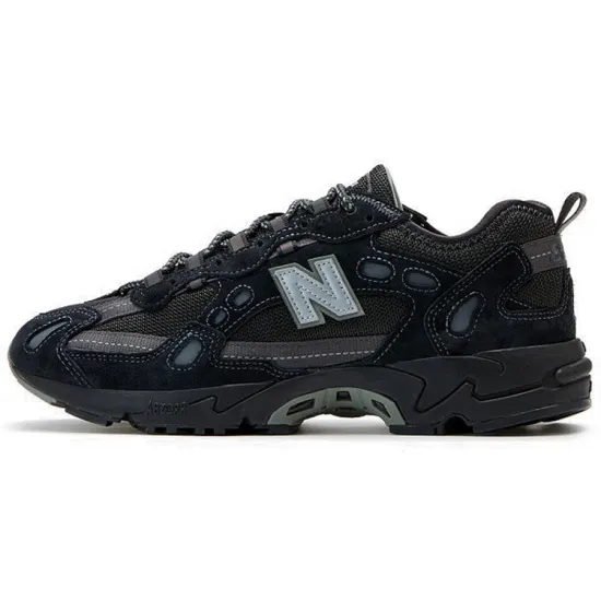 New Balance 827 Thisisneverthat Black