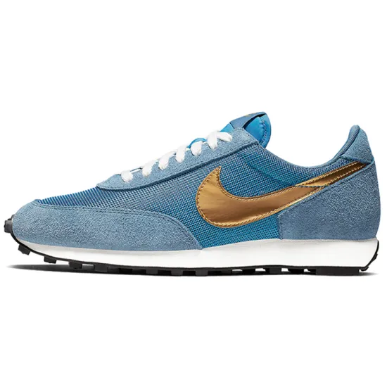 Nike Daybreak Metallic Gold