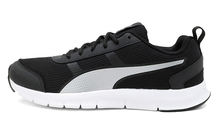 PUMA Dash Idp Low top Black/White