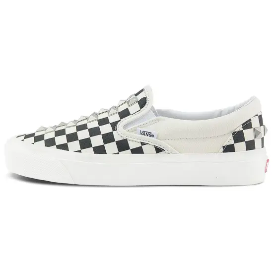 Vans Slip-on Skateboarding Shoes Unisex Low-top Black/White