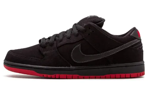 Nike SB Dunk Low Levis Black Denim