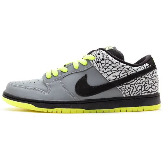 Nike SB Dunk Low DJ Clark Kent X Primitive 112