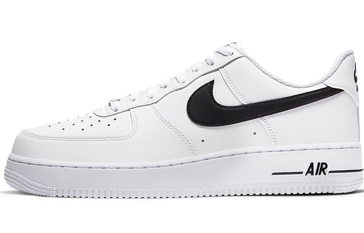 Nike Air Force 1 '07