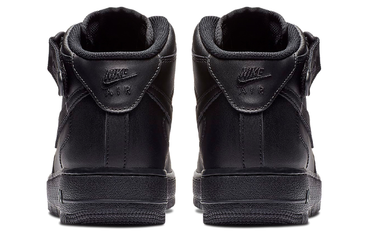 Nike Air Force 1 07