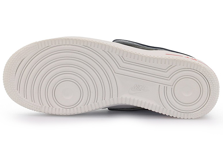 Nike Air Force 1 Low Skateboarding Shoes Women - 6