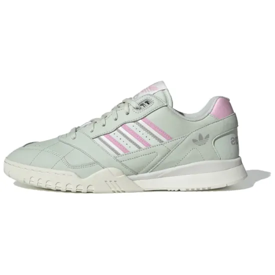 Adidas A.R. Trainer Linen Green