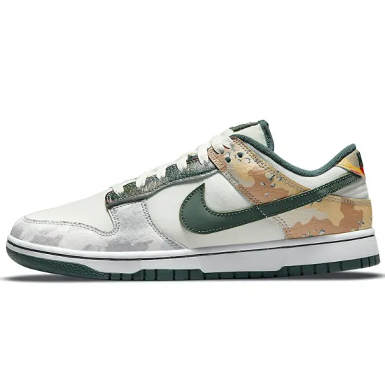 Nike Dunk Low SE 'Multi-Camo' Sneakers