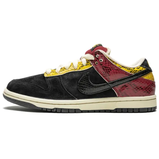 Nike SB Dunk Low Coral Snake
