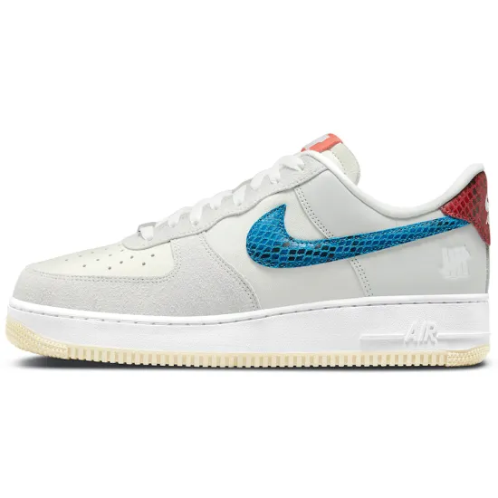 Nike Air Force 1 Low SP Undefeated 5 On It Dunk Vs. AF1