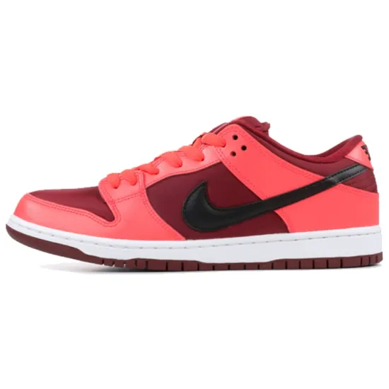 Nike SB Dunk Low Laser Crimson