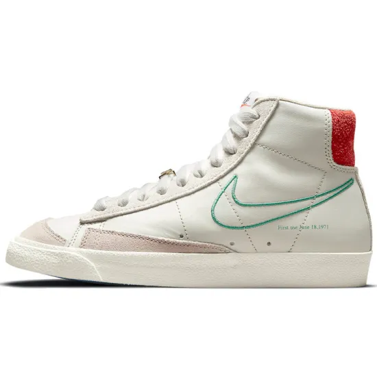 Nike Blazer Mid 77 SE First Use Light Bone Women's